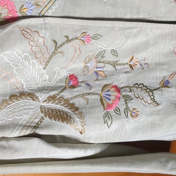 ALEX KIM* embroidered floral long sleeved, long blazer jacket side slit size M - Picture 11 of 17